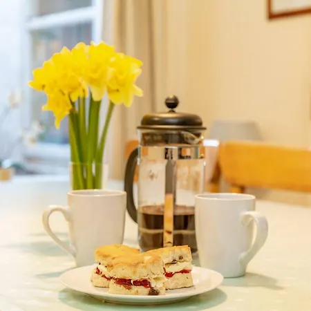 Holiday home Ravenscraig House